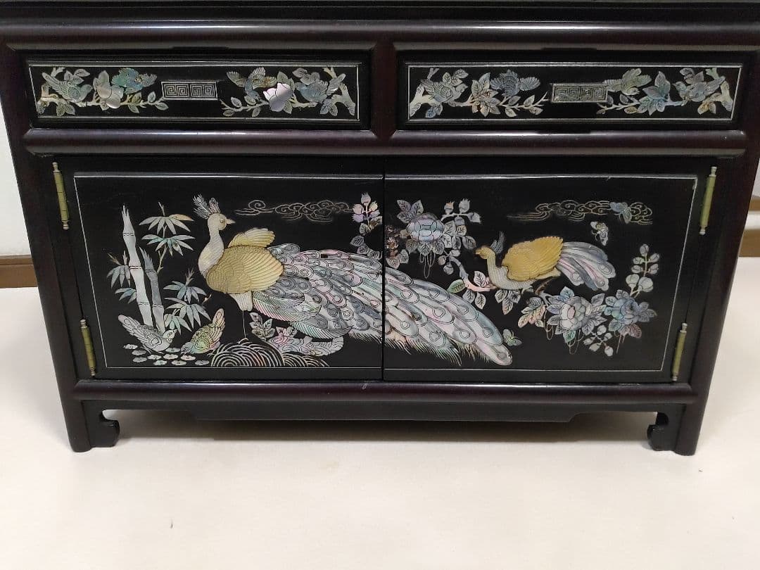 韓国　伝統工芸品　螺鈿細工　花鳥模様　収納棚　キャビネット　送料無料