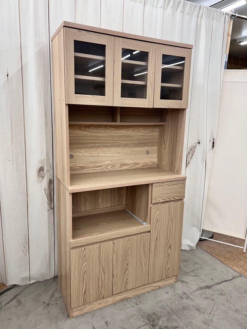 キッチン収納　食器棚