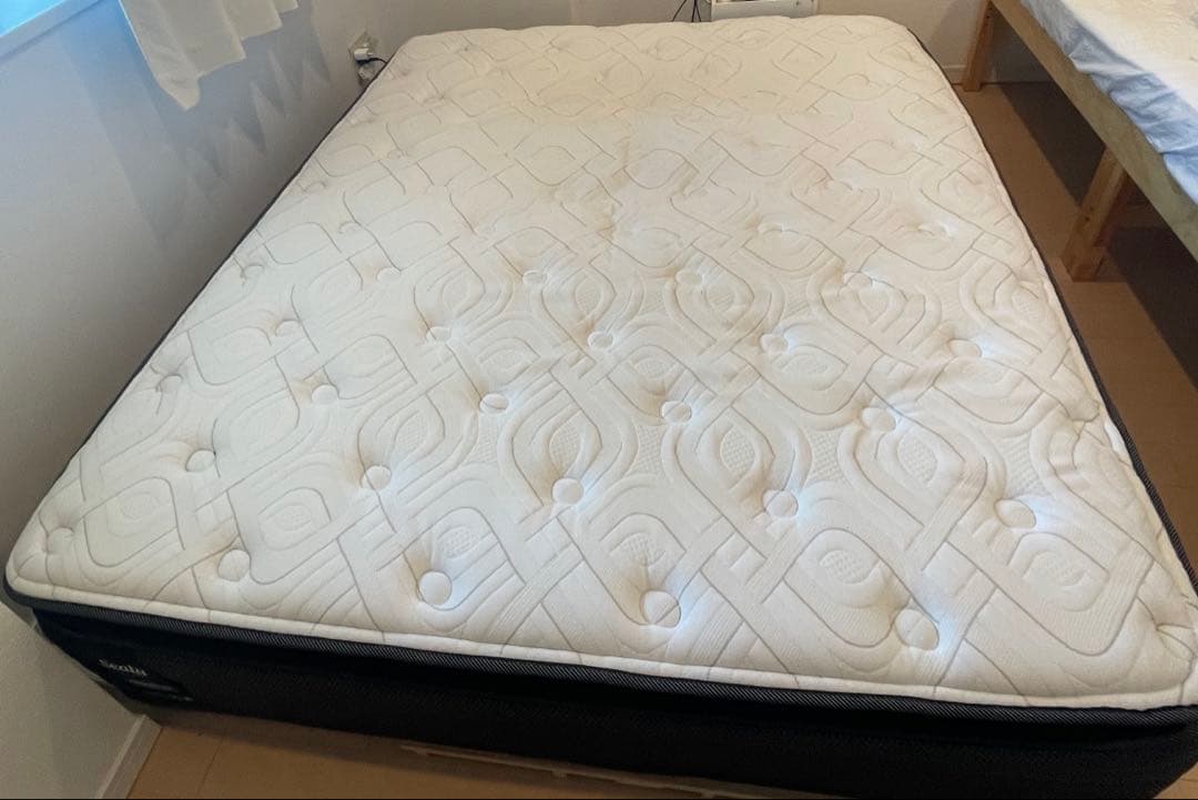 Sealy premium with exclusive シーリー　マットレス