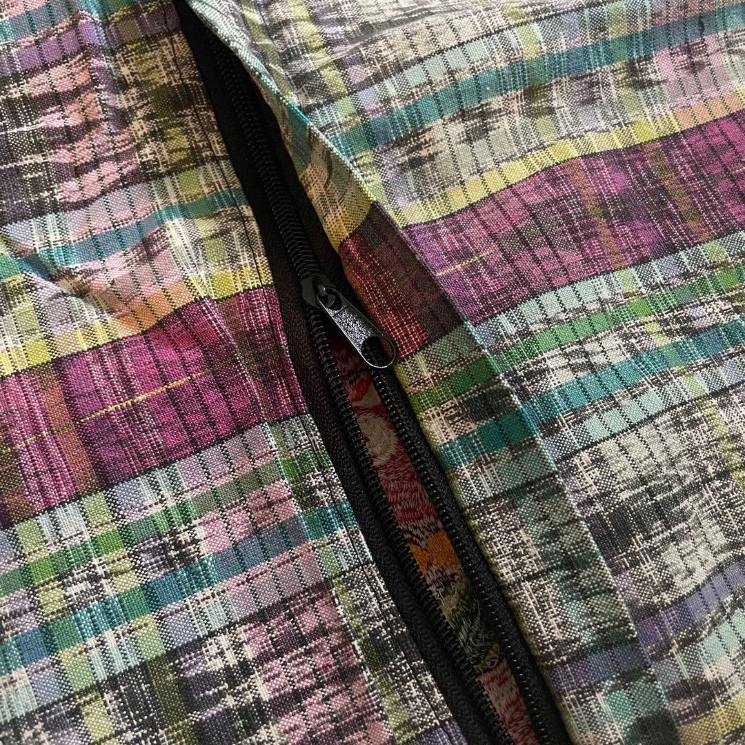 グアテマラ　刺繍　クッションカバー　② 丸　円形