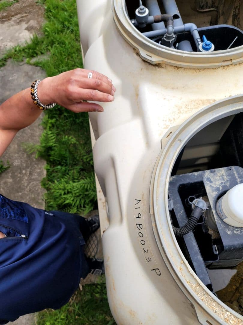 浄化槽　　貯水タンク AI980023P 配管システム付き