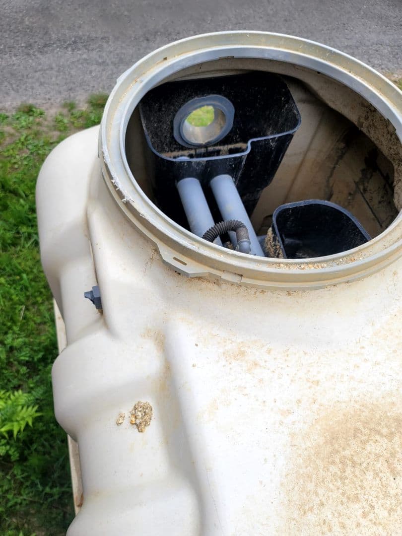 浄化槽　　貯水タンク AI980023P 配管システム付き