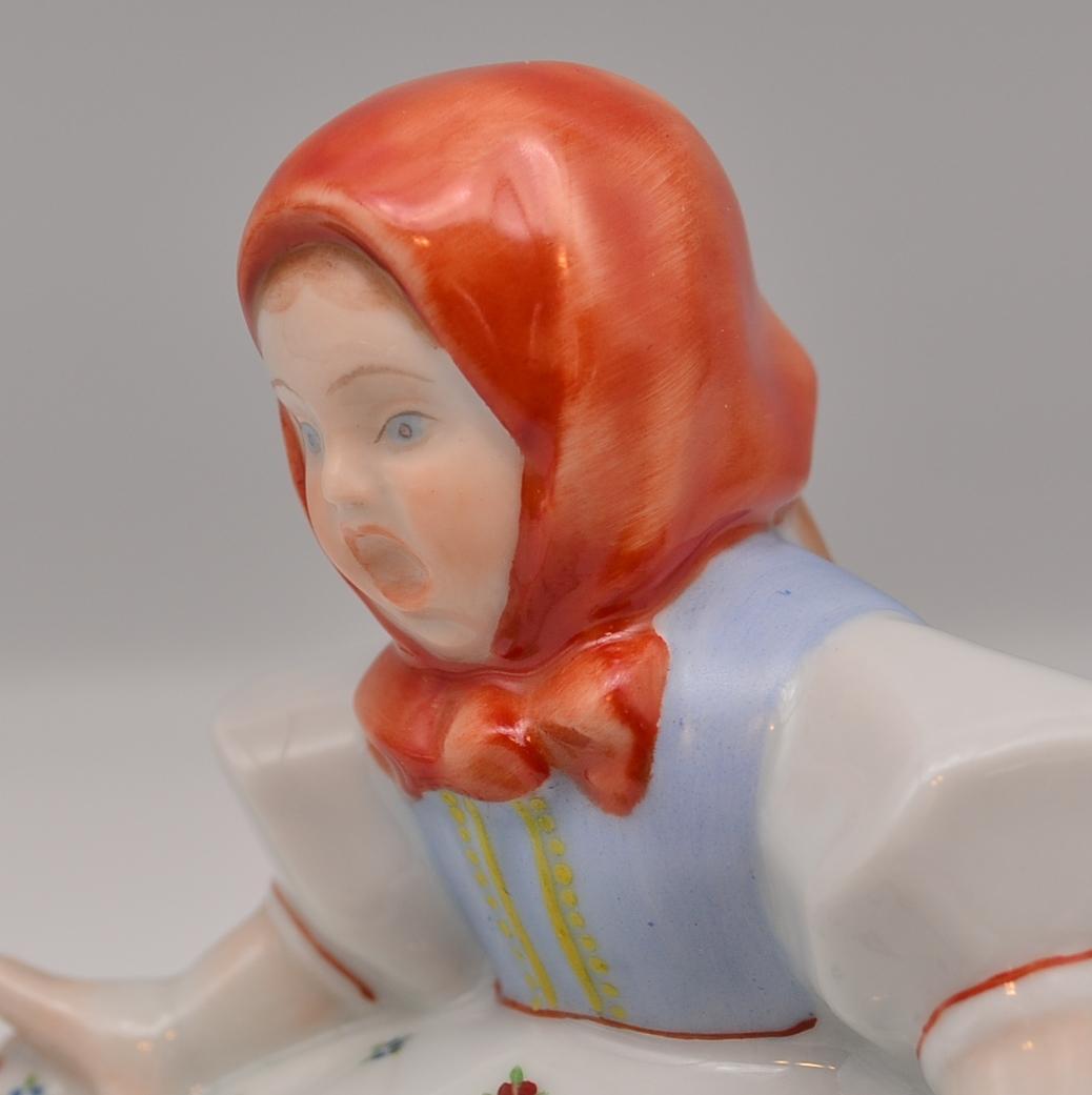 カエルに驚く少女　★ヘレンド　フィギュリン　ハンガリー　ヴィンテージ　美品