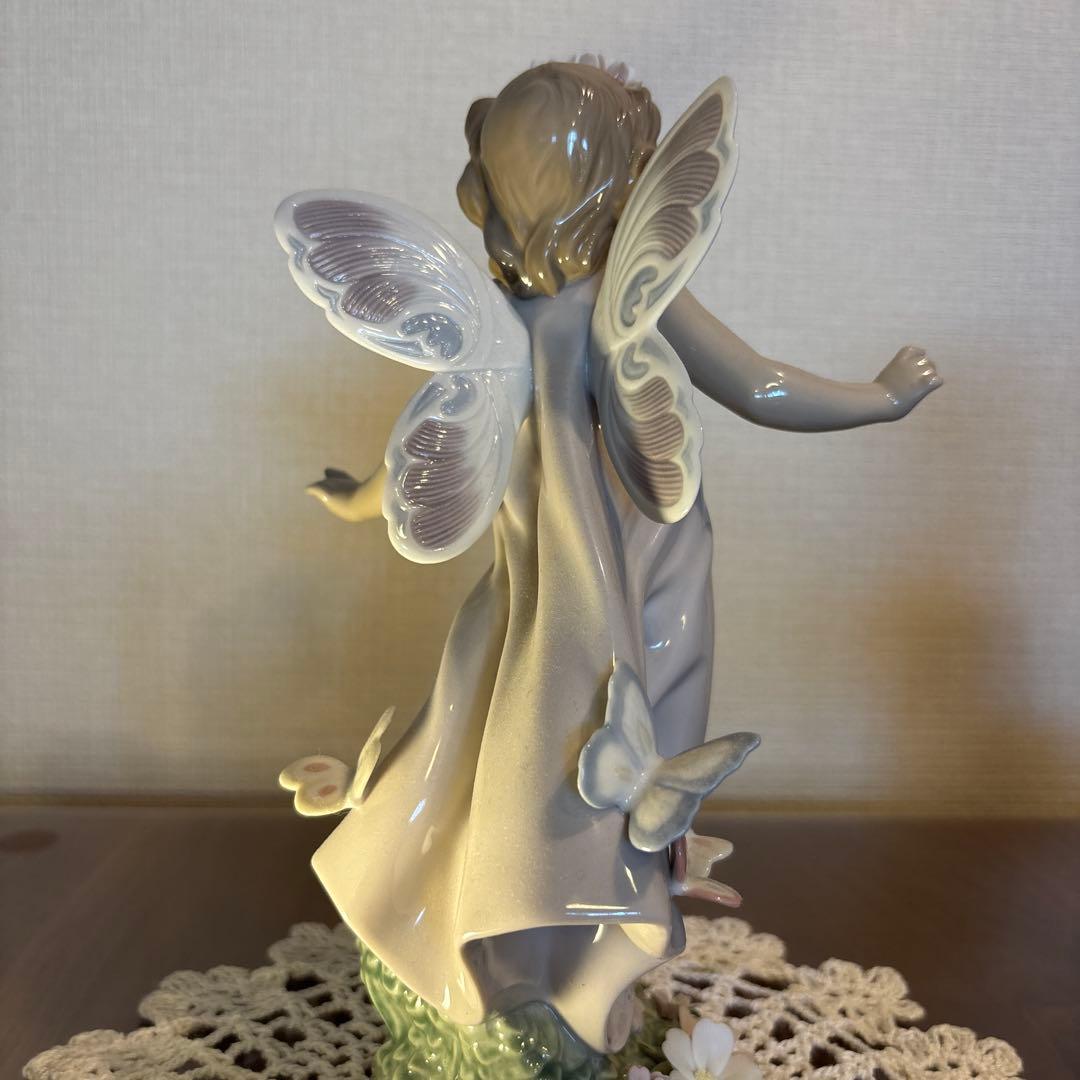 リヤドロ/lladro　蝶の妖精（専用箱あり）