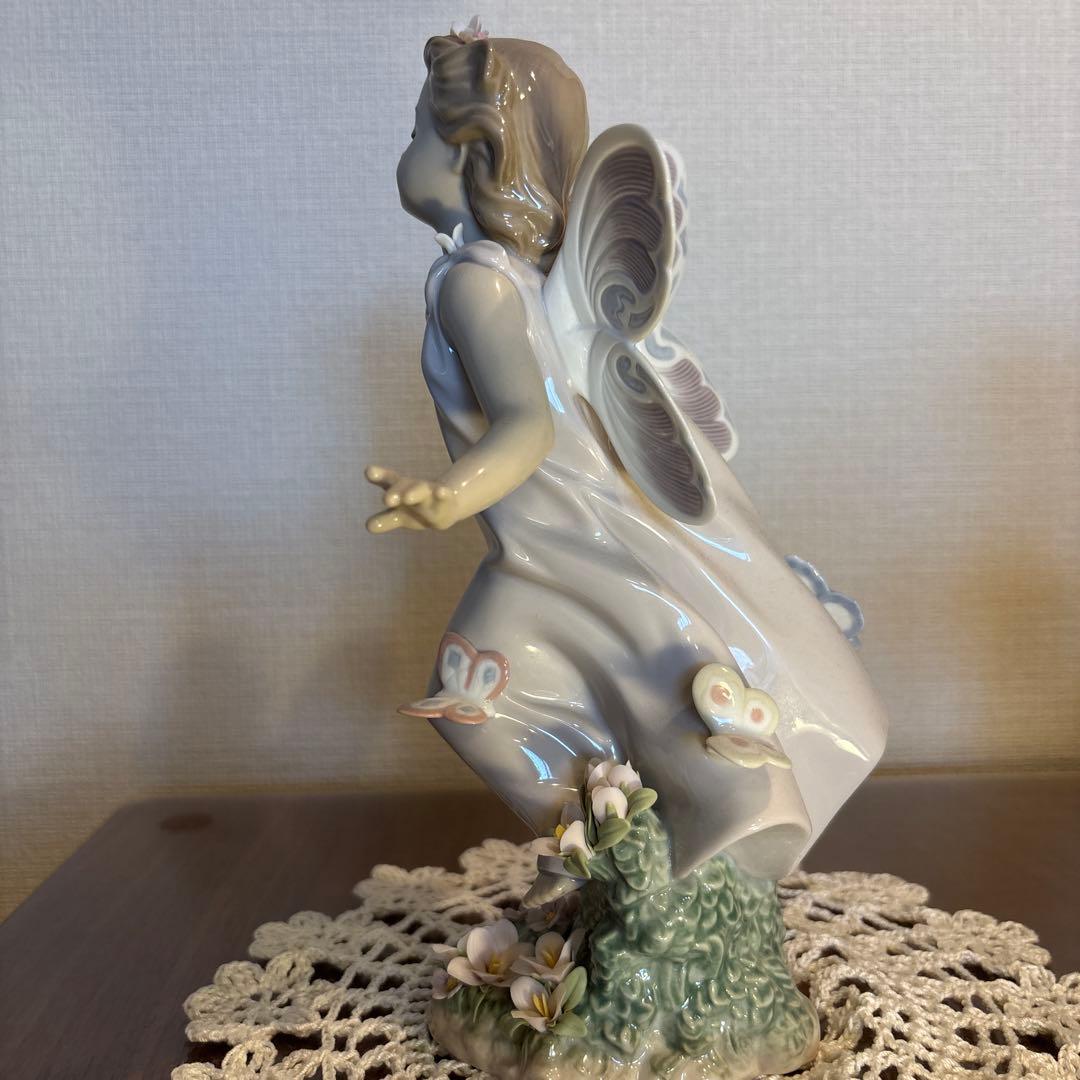 リヤドロ/lladro　蝶の妖精（専用箱あり）