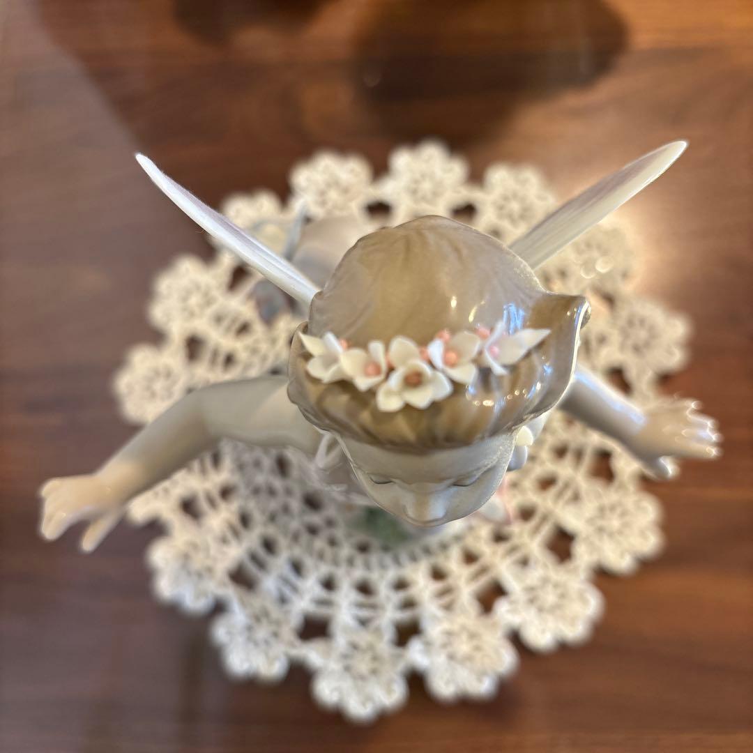 リヤドロ/lladro　蝶の妖精（専用箱あり）