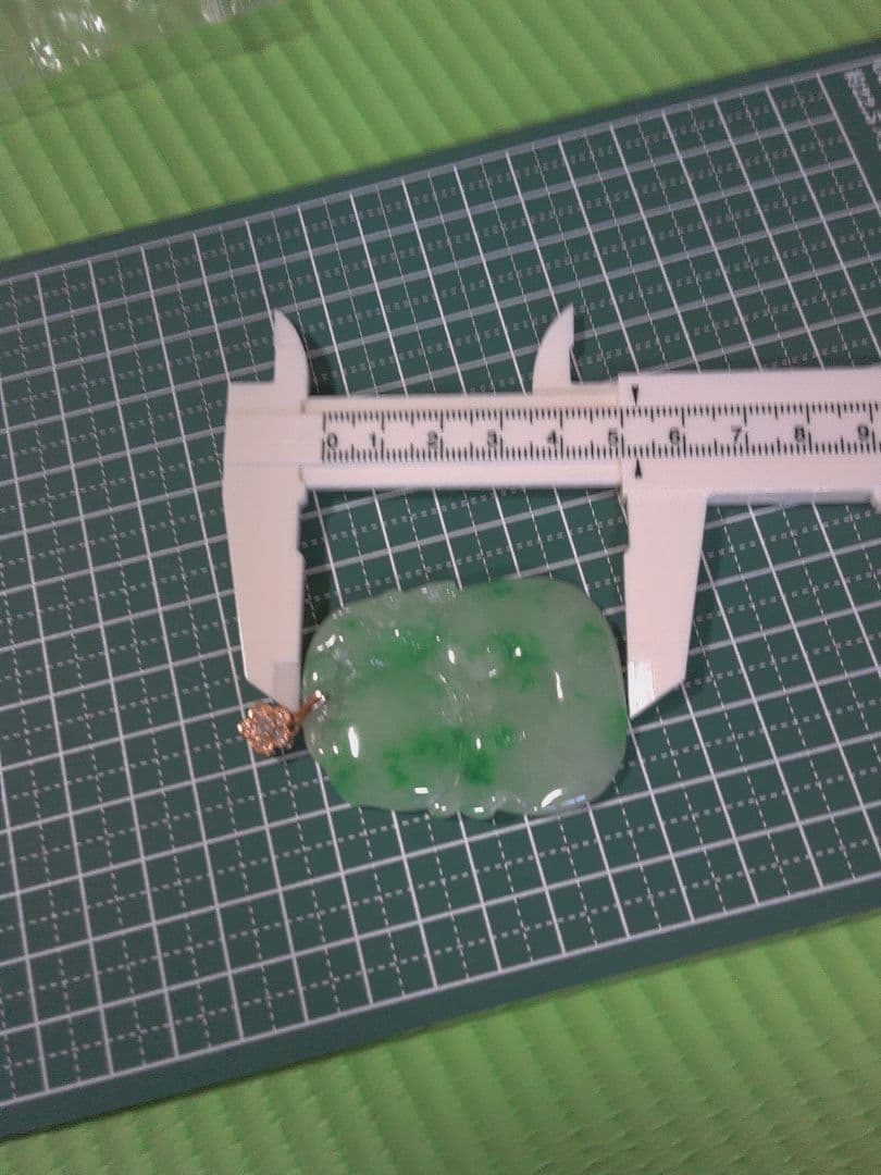 アンティーク★天然翡翠ペンダント★ネックレストップ★《#九運国際貿易》