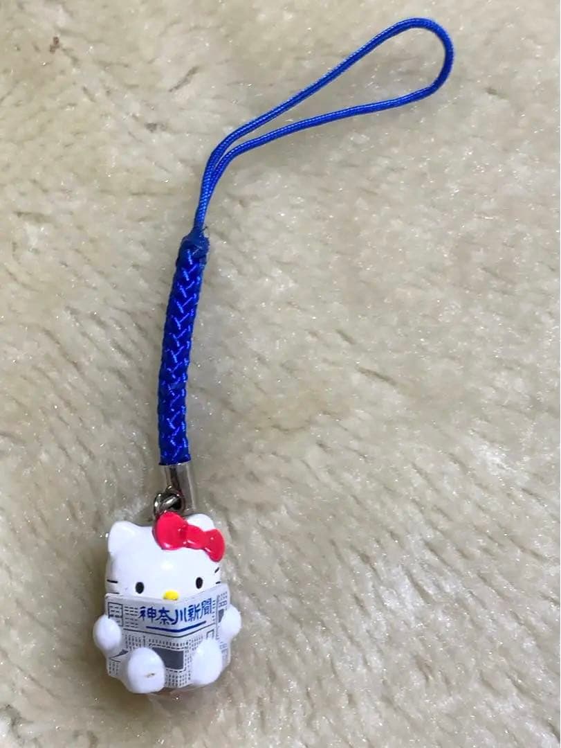 ハローキティ 神奈川新聞 ストラップ - メルカリ