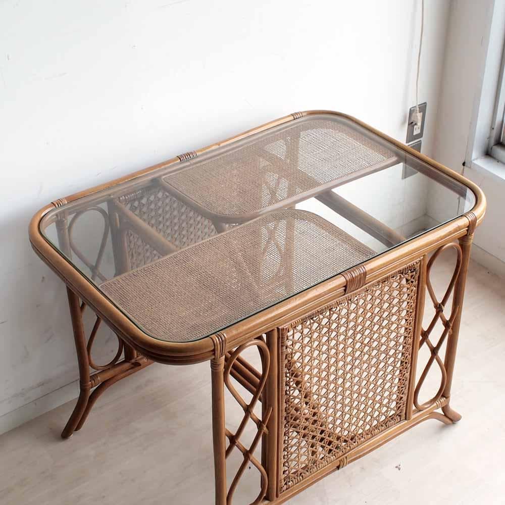 ビンテージ ラタンのカフェテーブル ガラス天板 籐 レトロ ZR24192