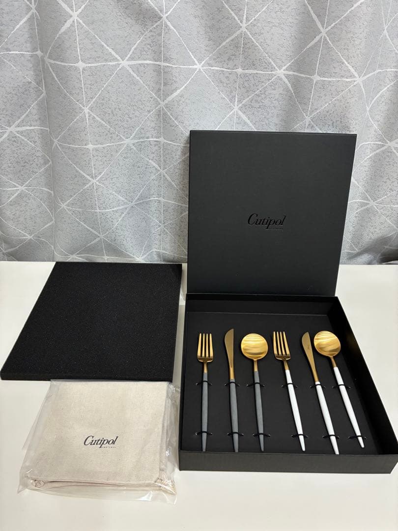 【新品未使用】Cutipol ゴールドカトラリーセット