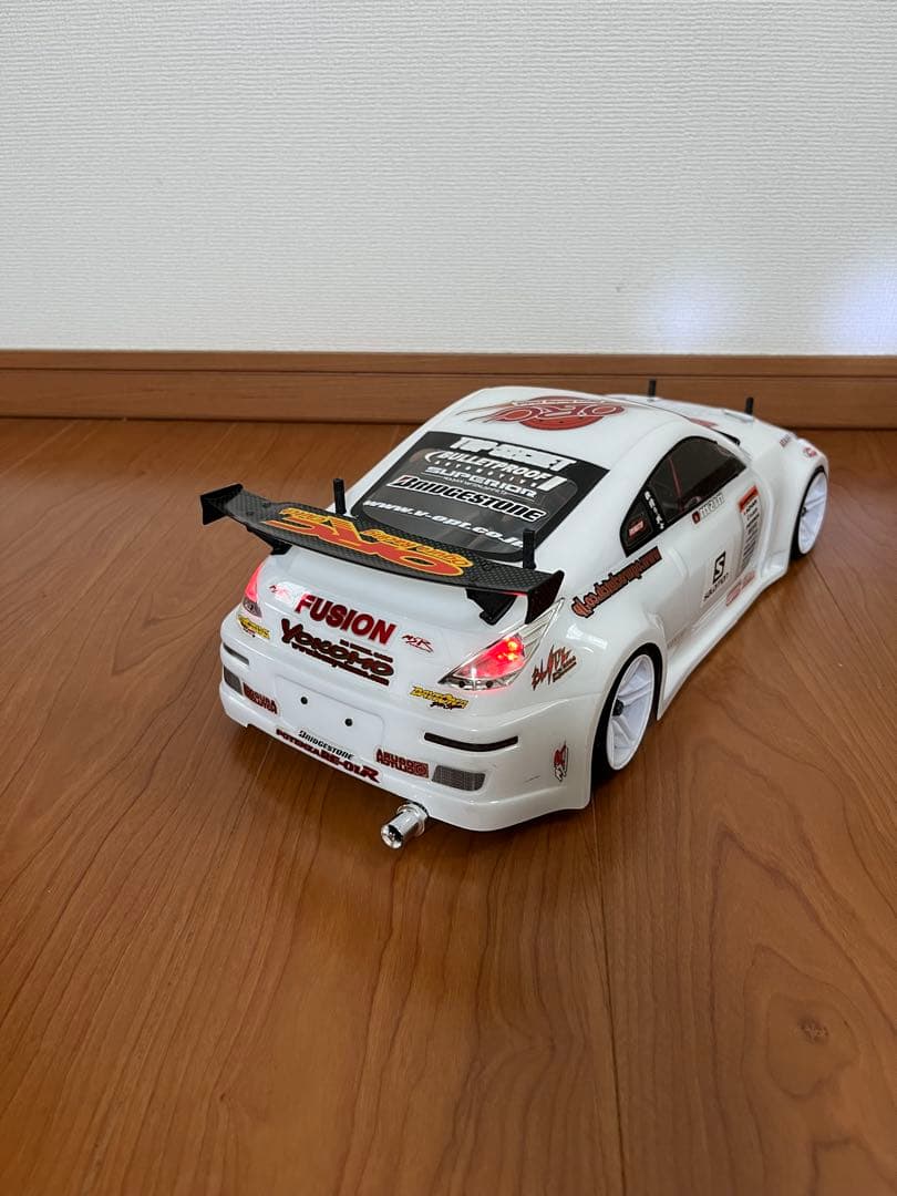 1/10 ラジコンドリフト ドリパケ Z33 LED電飾付おまけボディER34