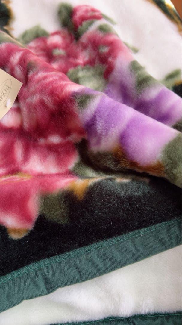 POMELY ポメリー　二枚合わせ 極暖 高級アクリル毛布 肌ざわり なめらか