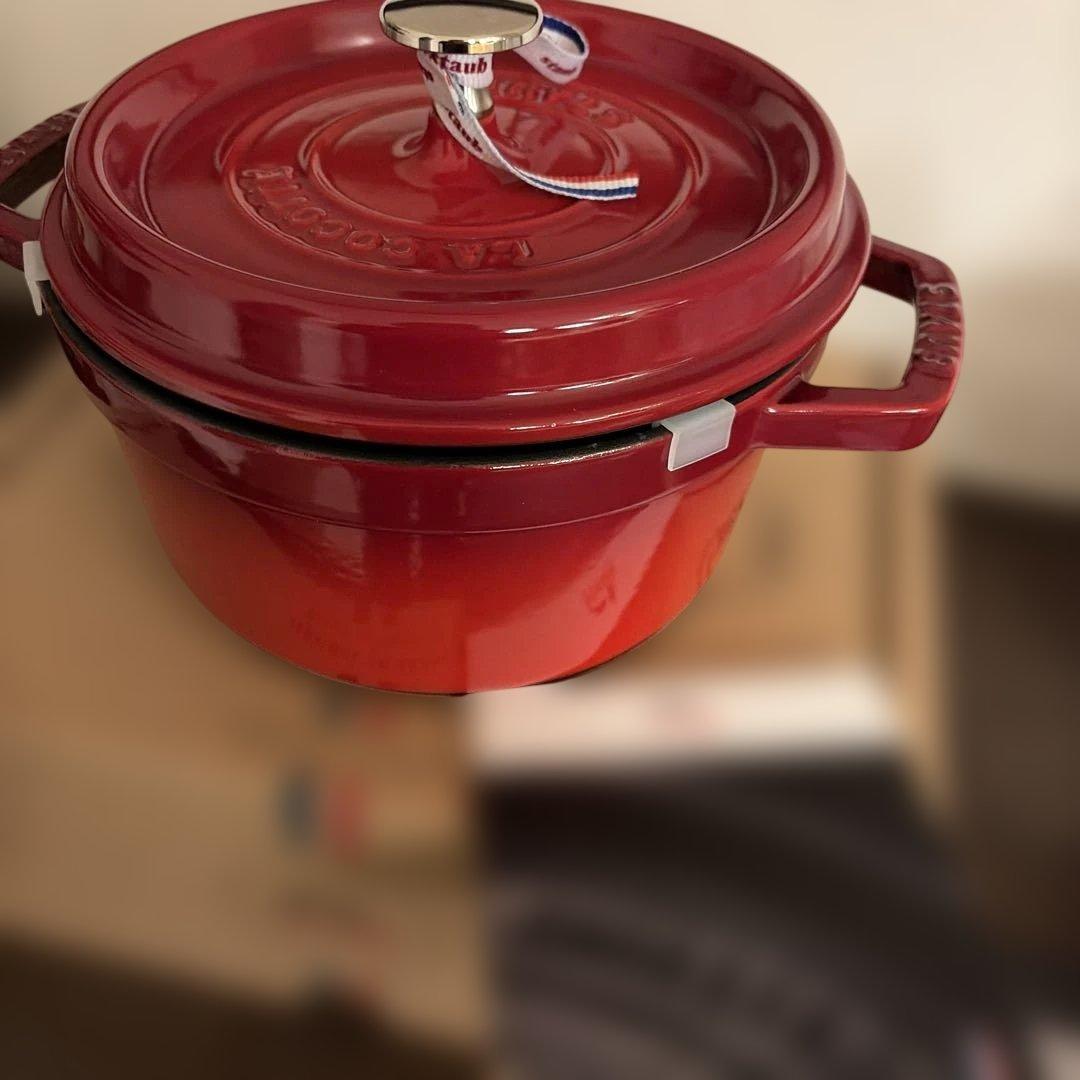 ストウブ　ピコココットラウンド　チェリー 20cm