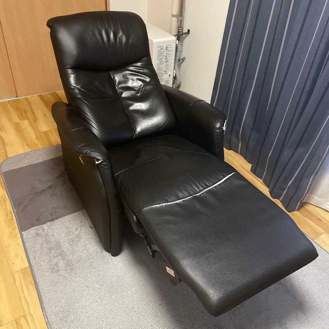 1人掛け電動ソファ（ニトリ）