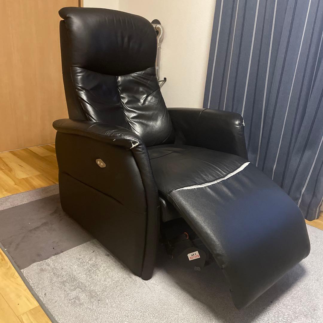 1人掛け電動ソファ（ニトリ）