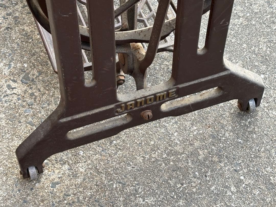 ジャノメ 足踏みミシン脚 アンティーク レトロ テーブル①