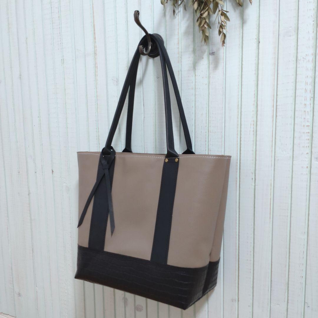 そら様 オーダー☆A4サイズ レザートートバッグ