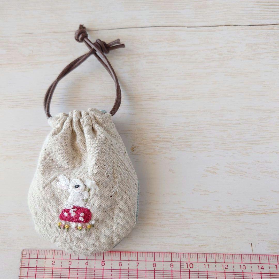 ちっちゃな巾着サシェ/詰替タイプ【うさこと綿毛】