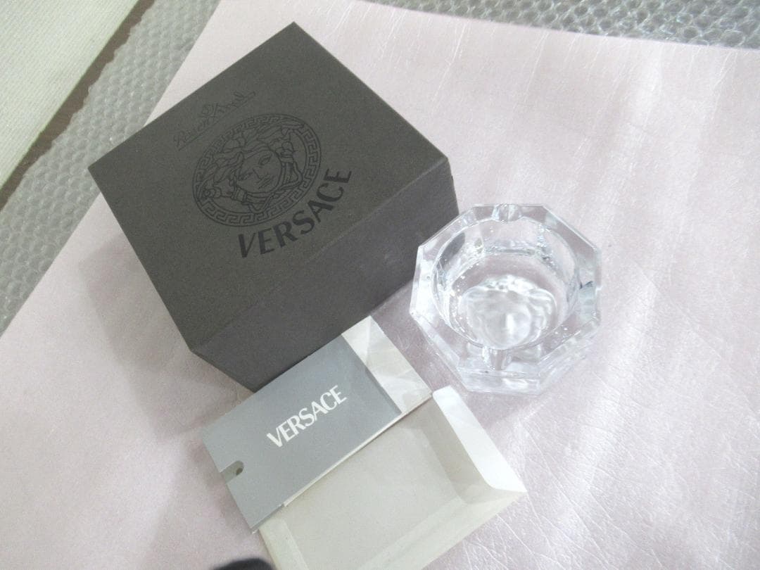 VERSACE ヴェルサーチ　灰皿　アッシュトレイ　メデューサ　クリスタルガラス