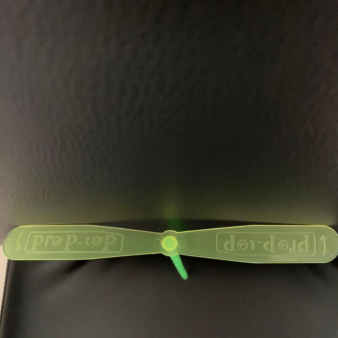 闇の帝王が遊んでいた竹トンボ