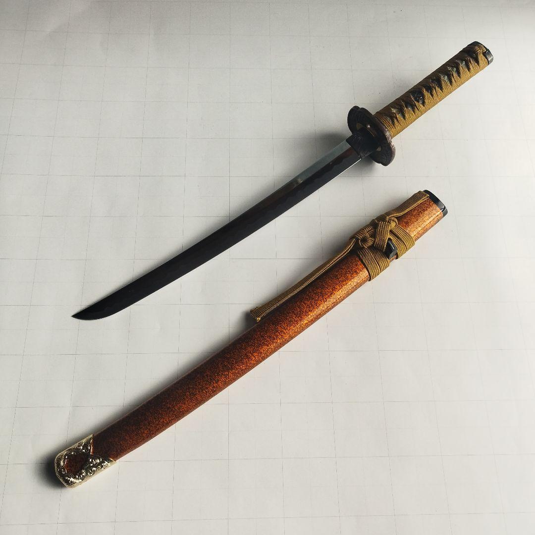 未使用・長期保管品】日本刀 模造刀［金茶鞘(さや) 打刀 65cm（石突金