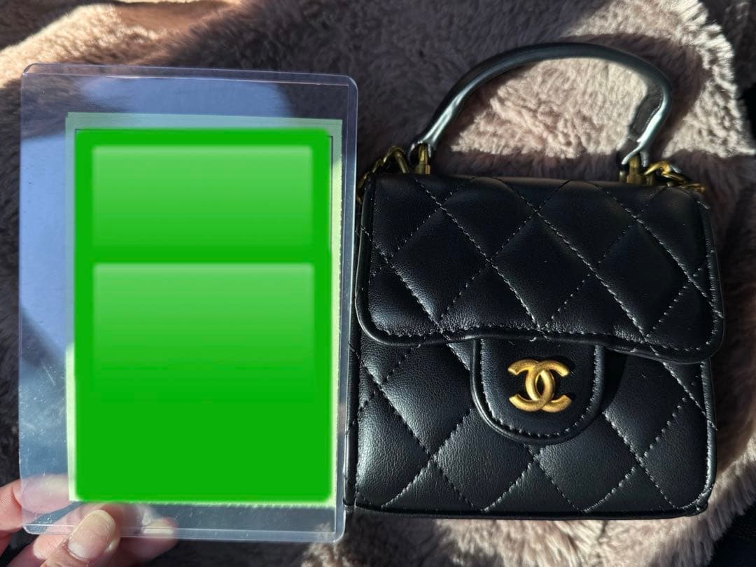 CHANEL ブラック キルティング　ミニバッグ　ノベルティ