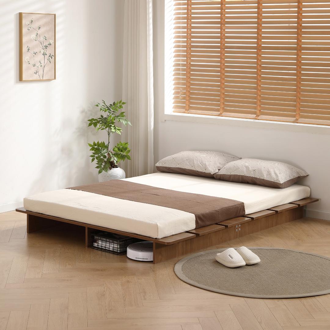 【幅160cm】ベッド　脚付き　木目調　コンパクト　BROWN