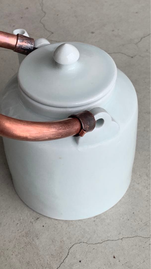 Lee Gee Jo イ・キジョ 白磁ポット（日本未入荷）