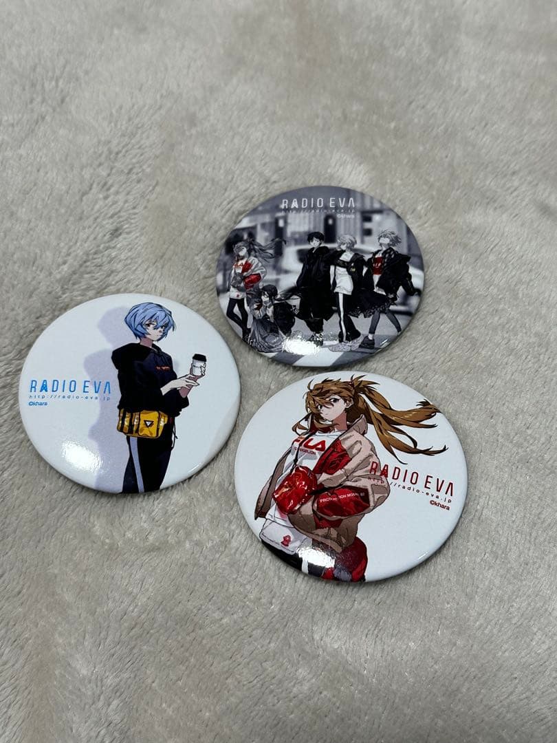 エヴァンゲリオン RADIO EVA 缶バッジ - メルカリ