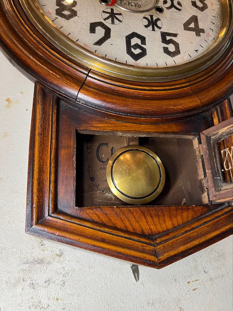 七曜日カレンダー付　柱時計　古時計　振り子　レトロ　ゼンマイ　精工舎　ゼンマイ