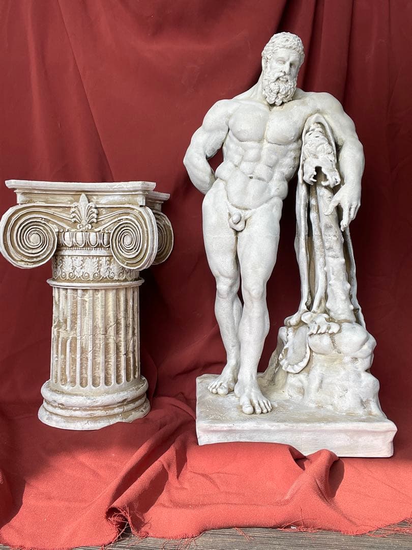 ファルネーゼのヘラクレス 高さ80cm コラムスタンドの上に