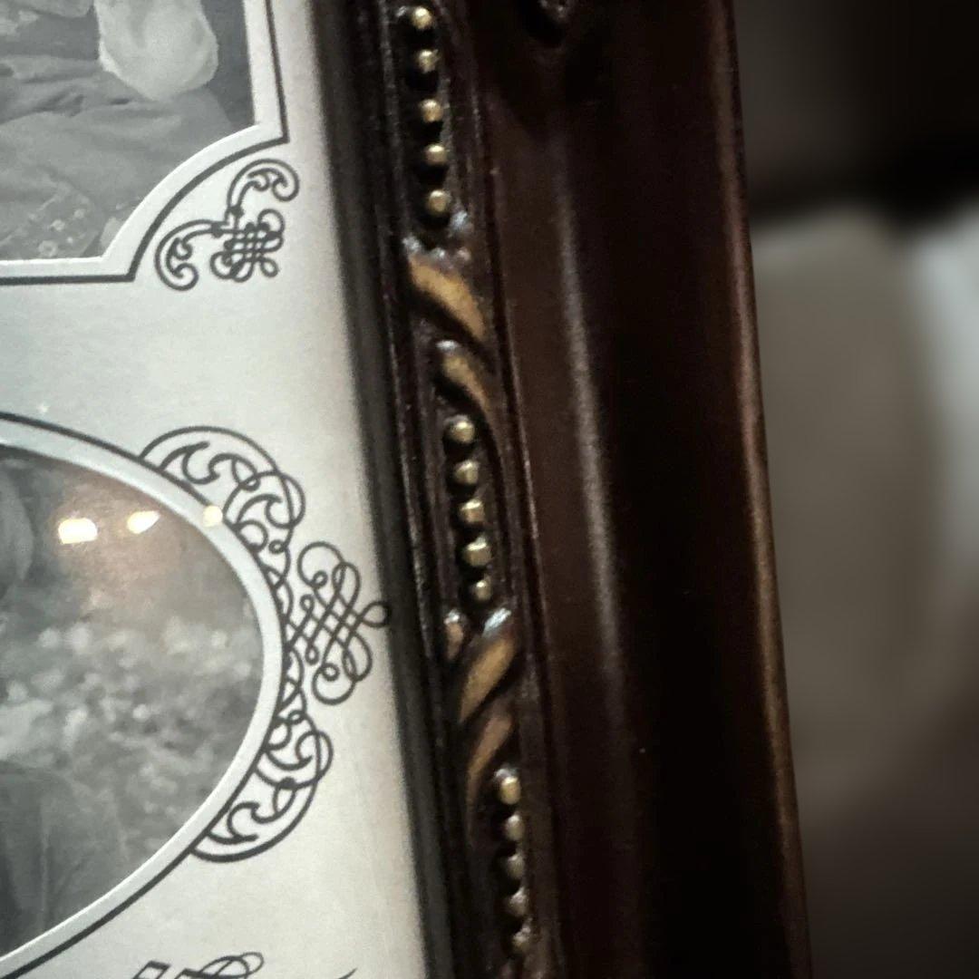 アンティーク　ダークブラウン装飾フォトフレーム