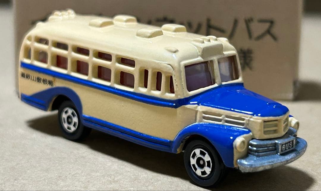 トミカ イスズ ボンネットバス 小田急オリジナル