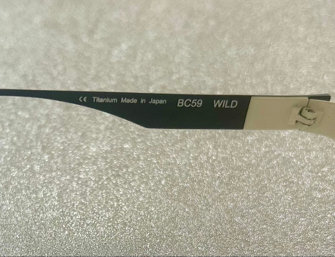 美品　Anne et VALENTIN アンバレンタイン　チタン　日本製