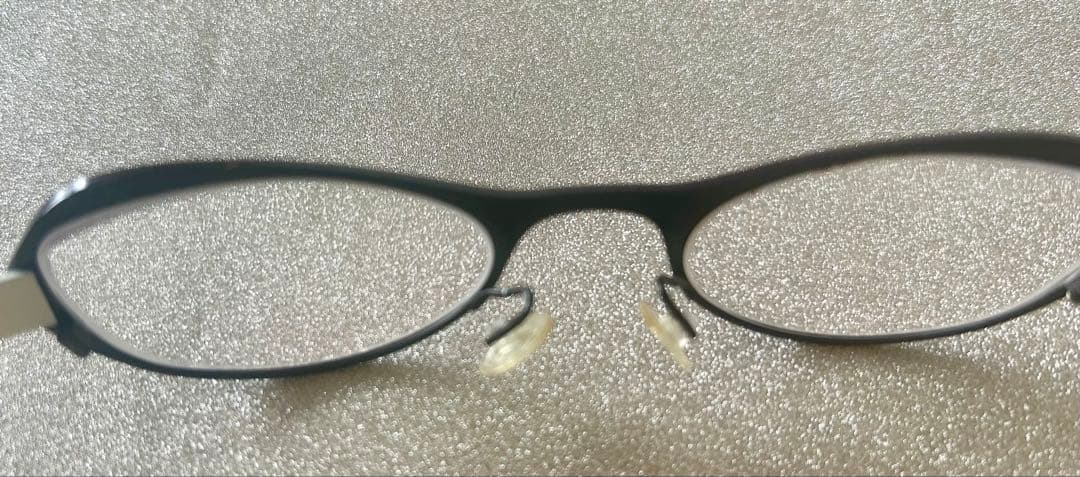 美品　Anne et VALENTIN アンバレンタイン　チタン　日本製