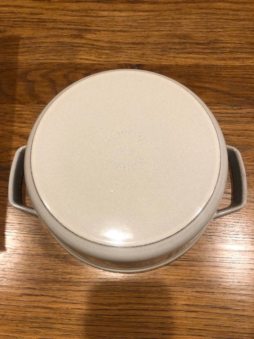 STAUB LA COCOTTE ストウブ　22 カンパーニュ
