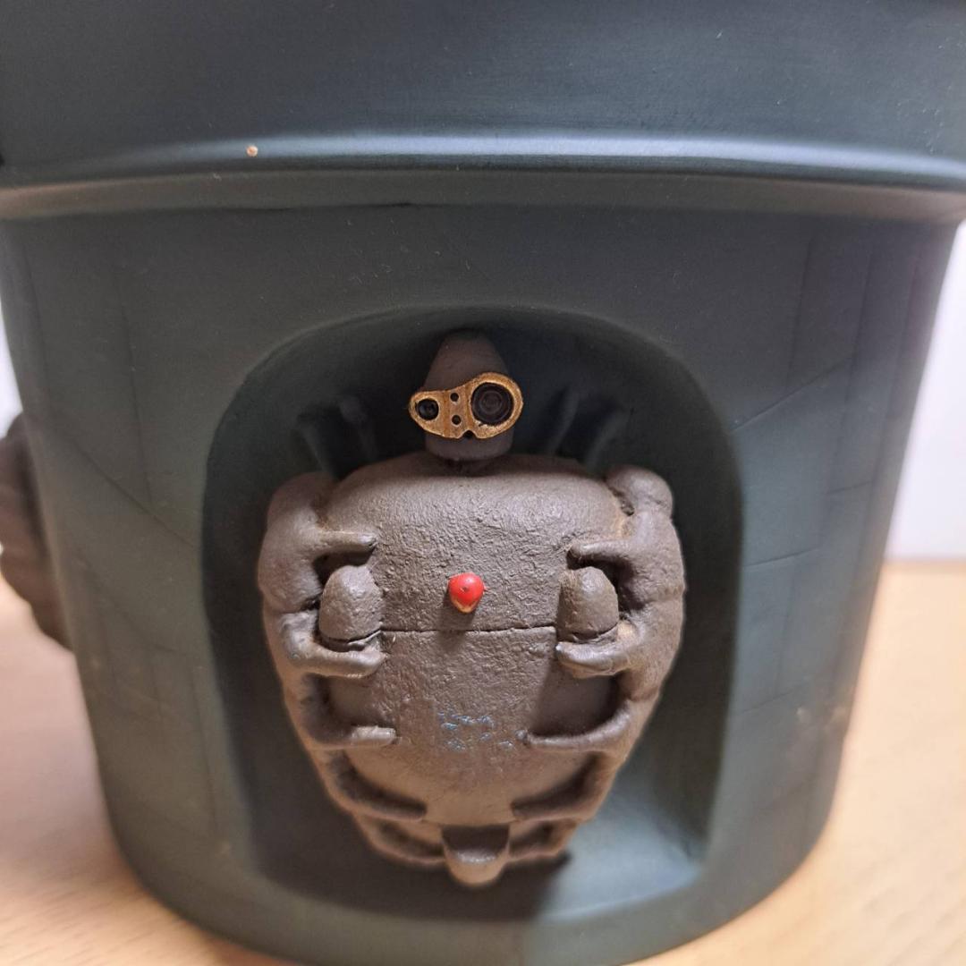 天空の城ラピュタ ロボット兵格納庫 プランター 植木鉢 ジブリが