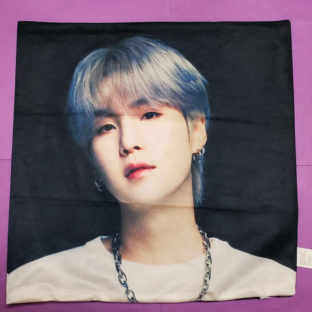 BTS シュガ クッションカバー45×45 SUGA ユンギ - メルカリ
