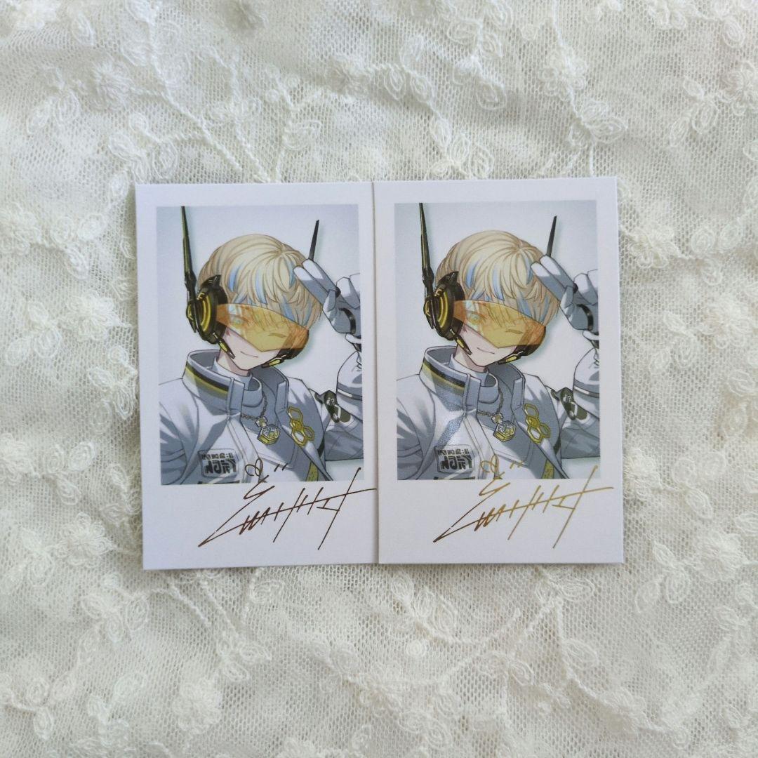 緋八マナ チェキ風カード サインあり - メルカリ