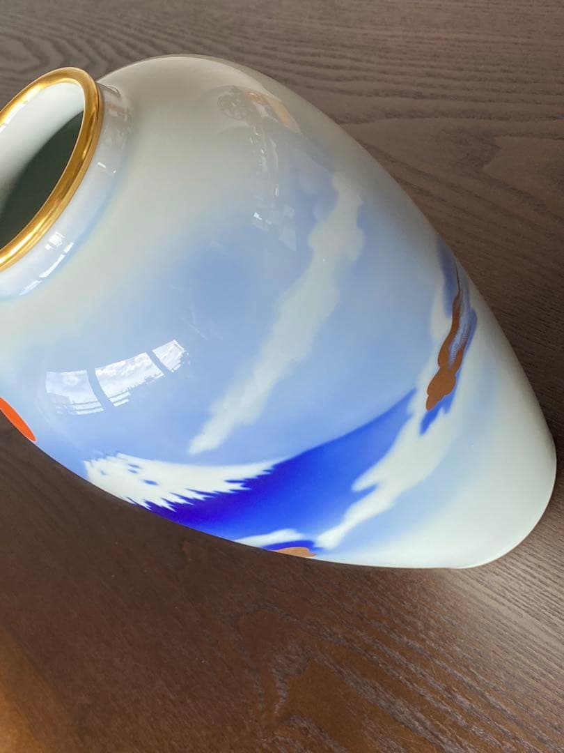 箱有り未使用新品　深川製磁　宮内庁御用達 　雲金光明富士山　花瓶　花生