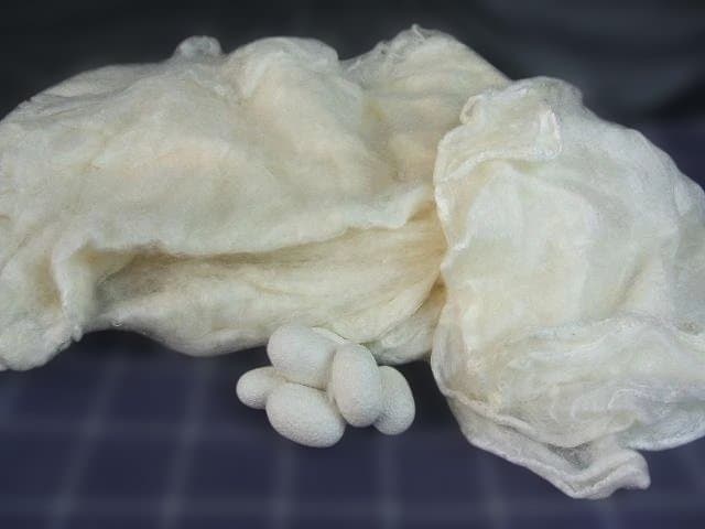 新品＊日本製＊手引き真綿（絹・シルク）＊真綿掛布団＊１キロ（シングル・ピンク）