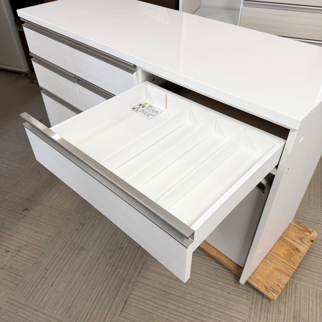 現行モデル ニトリ 140cm幅キッチンカウンター(リガーレ) ダストボックス付