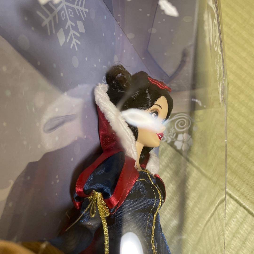 2025 白雪姫 ホリデースペシャル限定ドール 海外ディズニー 完売品