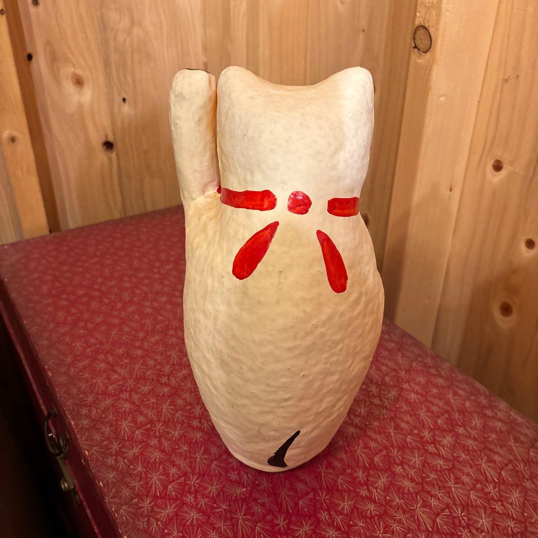 群馬県の高崎張り子 招き猫