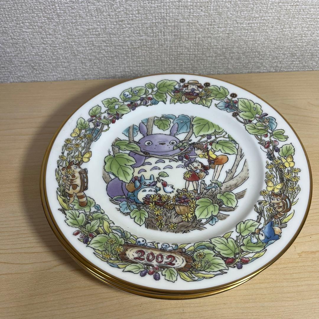 ノリタケ となりのトトロ　イヤープレート５枚セット（年別絵皿）　2000~03年