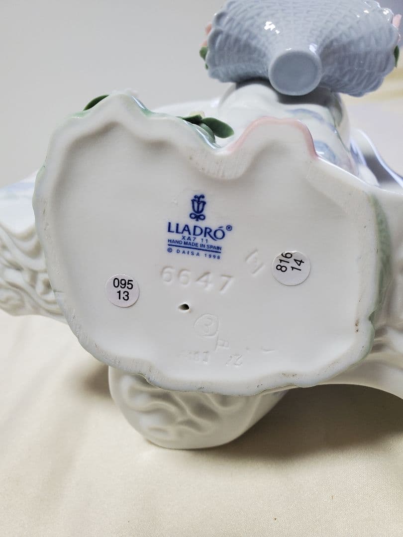 ル*ア様 リヤドロ　LLADRO【フラワーガーデン】　少女　花　陶器　インテリア