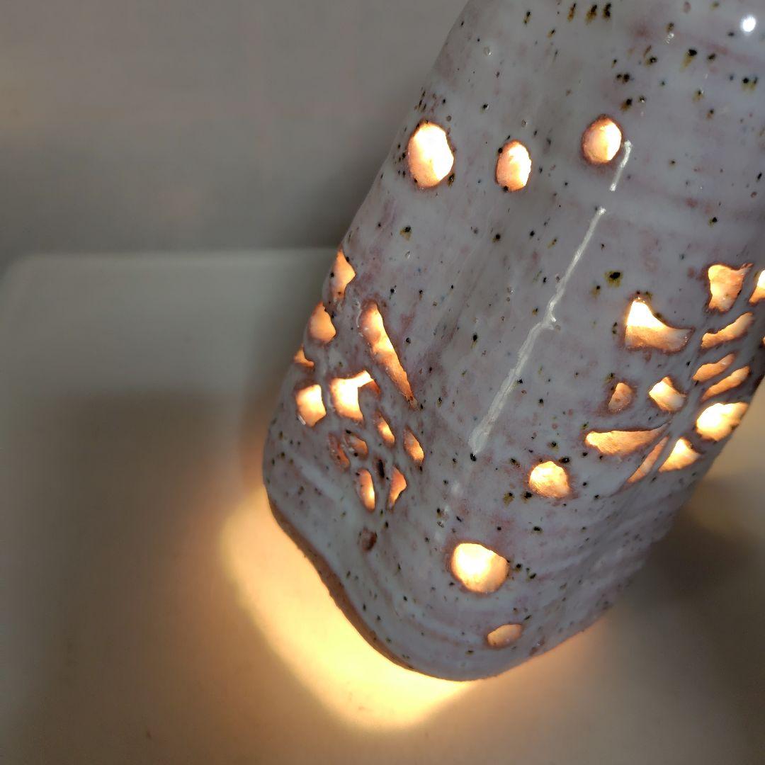 陶器製穴あきデザインランプ - メルカリ