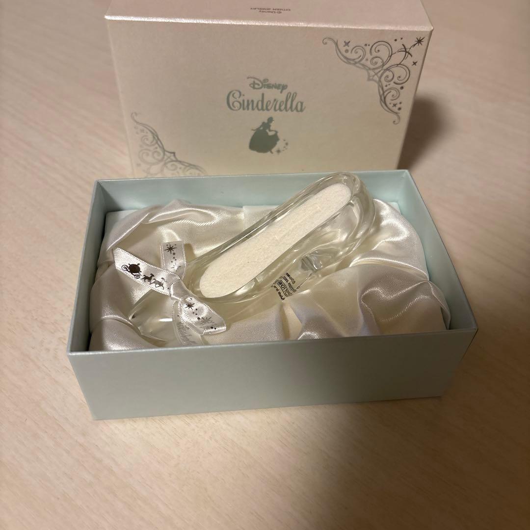 ディズニー シンデレラ ガラスの靴