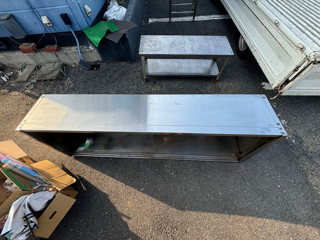 急募！！ステンレス製　吊戸棚食器庫