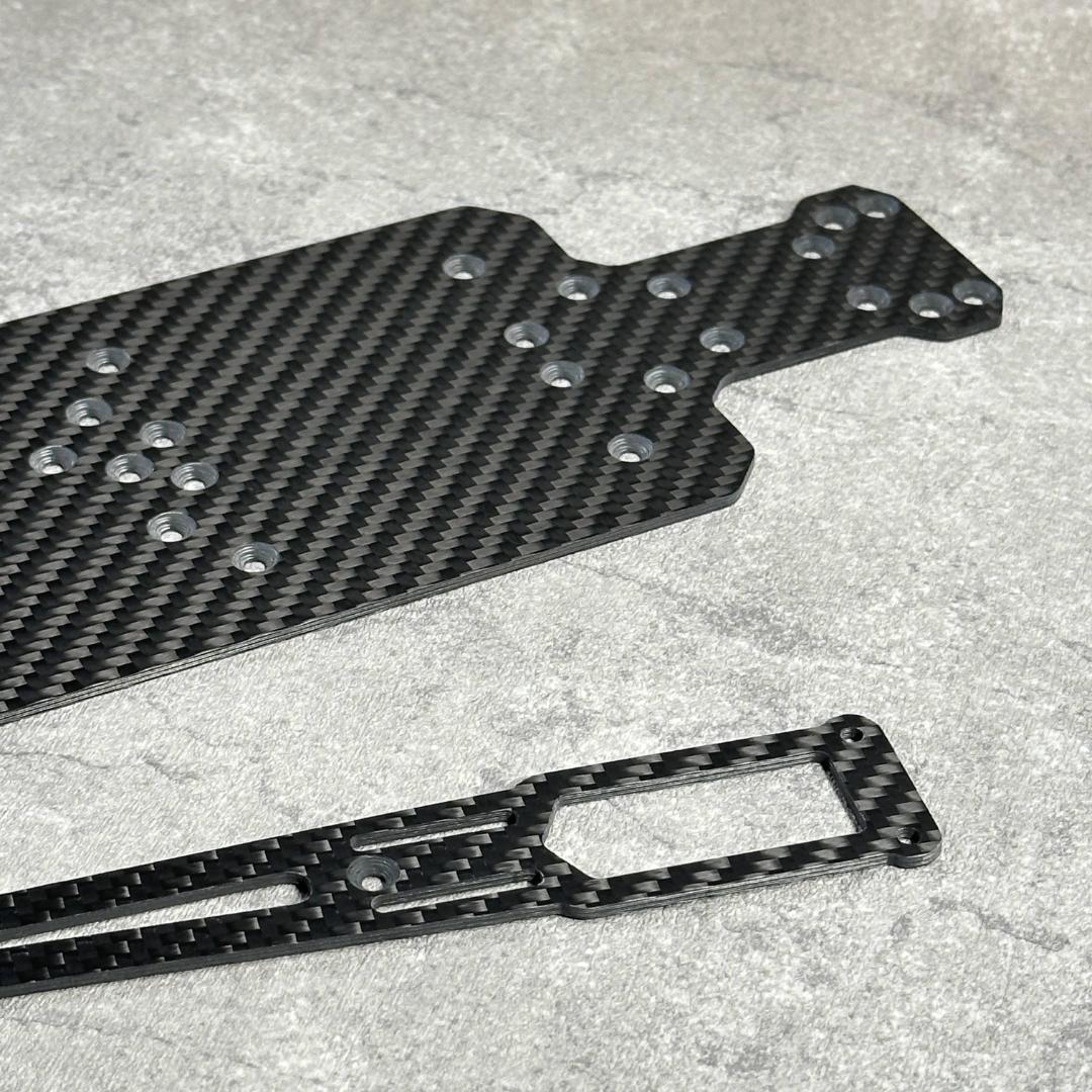 RD2.0 ヨコモ 特注品 カーボンシャーシ 2.0mm + アッパ a1104